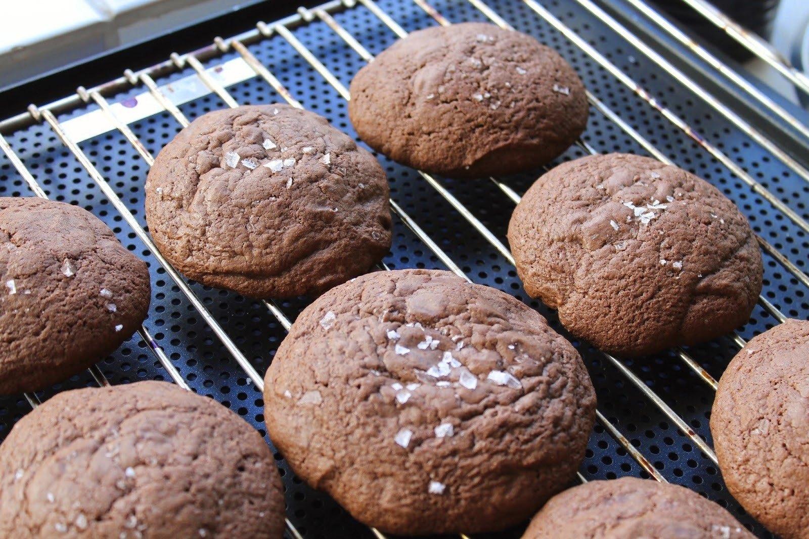 Brownie cookies med havsalt