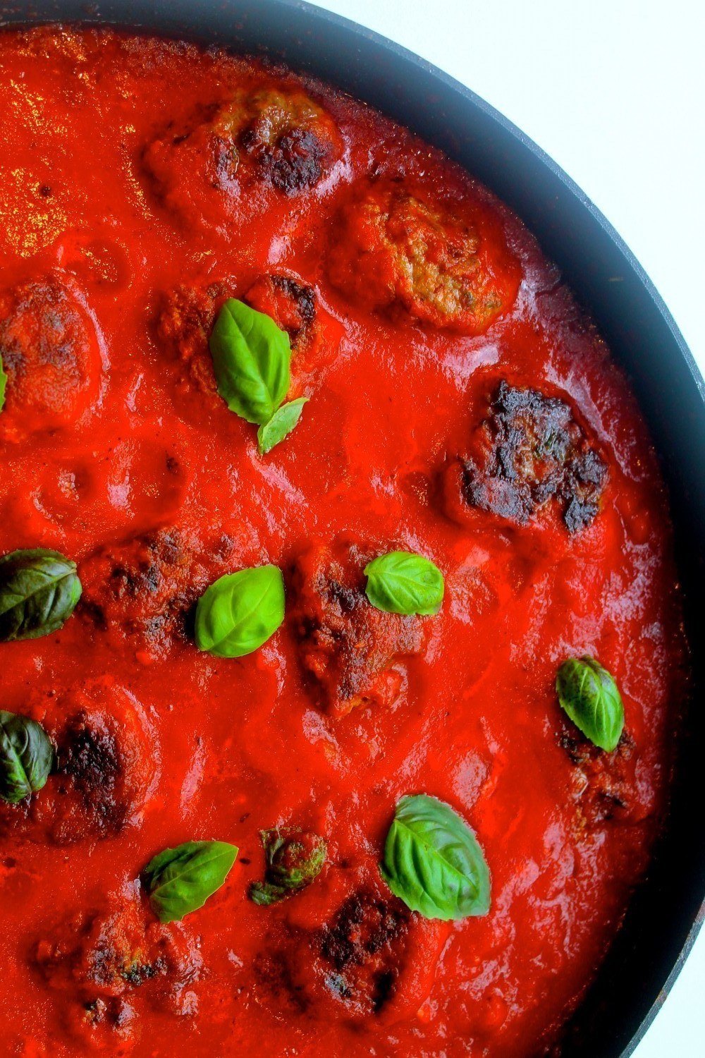 Kødboller i tomatsauce