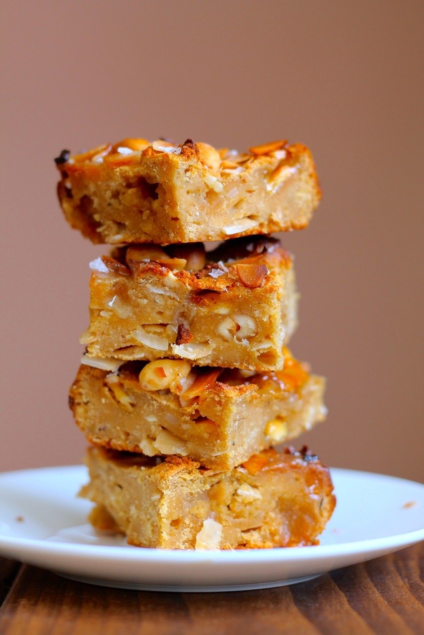 Peanutbutter kage med kikærter, hvid chokolade og havsalt