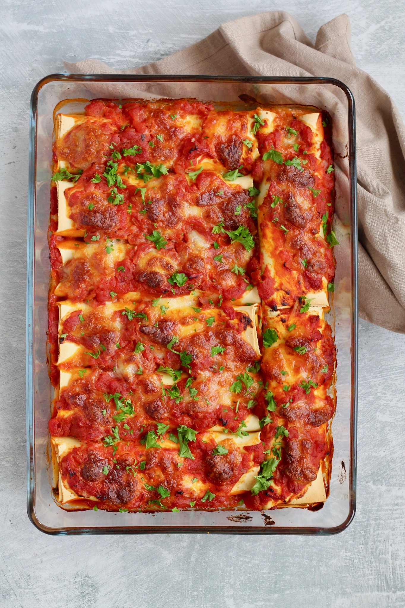 Cannelloni med spinat, feta og parmaskinke
