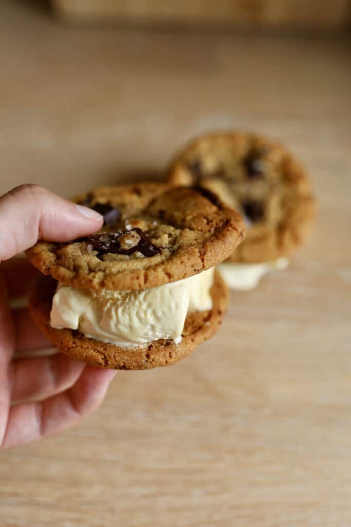 chocolate chip cookie sandwich is