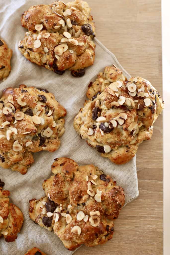 Æblebrud a la æbleboller med nødder og chokolade