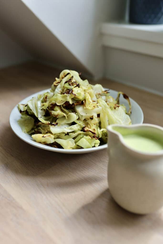 Bagt spidskål med dressing