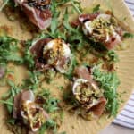 Røsti med parmaskinke, cremefraiche og pistacienødder