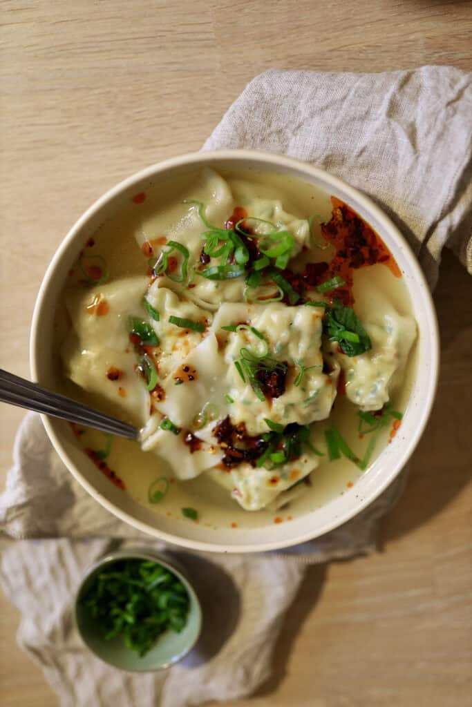 hjemmelavet wonton suppe opskrift