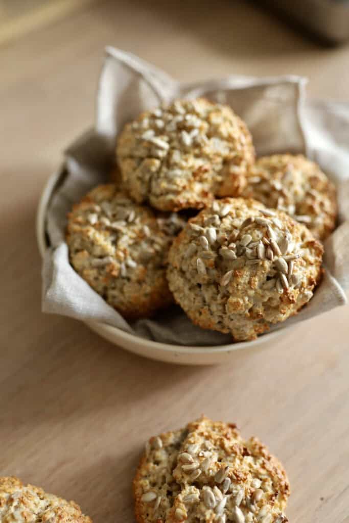 Skyrboller med havregryn og æg - sunde proteinboller